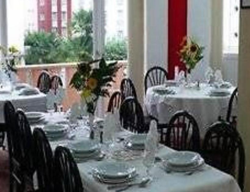 לורדה Hotel De Lisieux מראה חיצוני תמונה